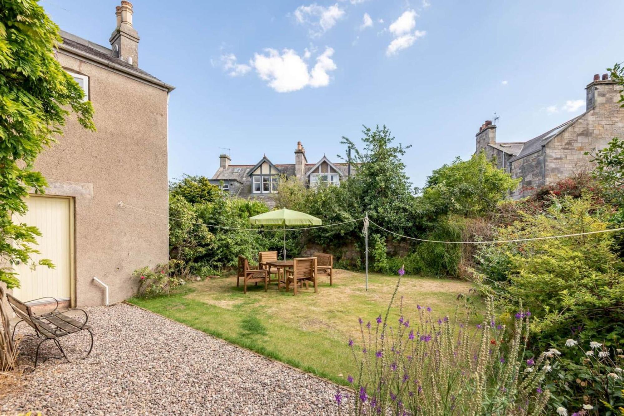 Berchem Villa St. Andrews Exterior photo